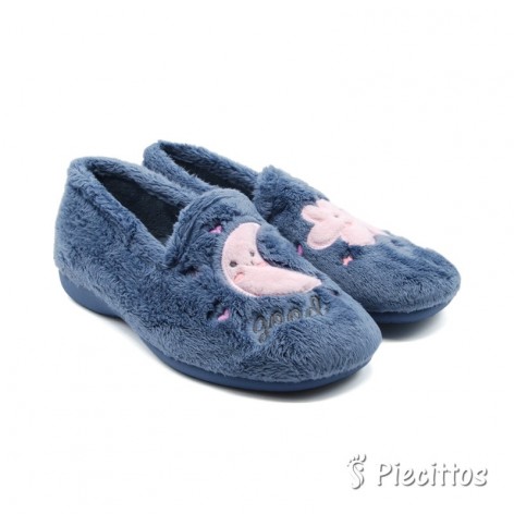 Zapatillas de Casa Cerradas...