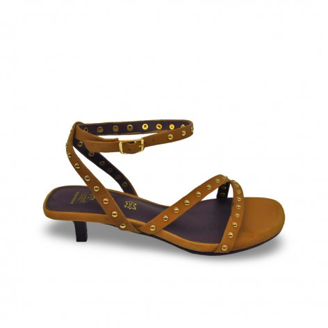 Sandalias Top3 Piel Tachas Doradas 2